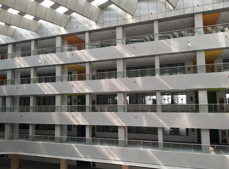 項目名稱：中國藥科大學學院實驗樓 （二期）